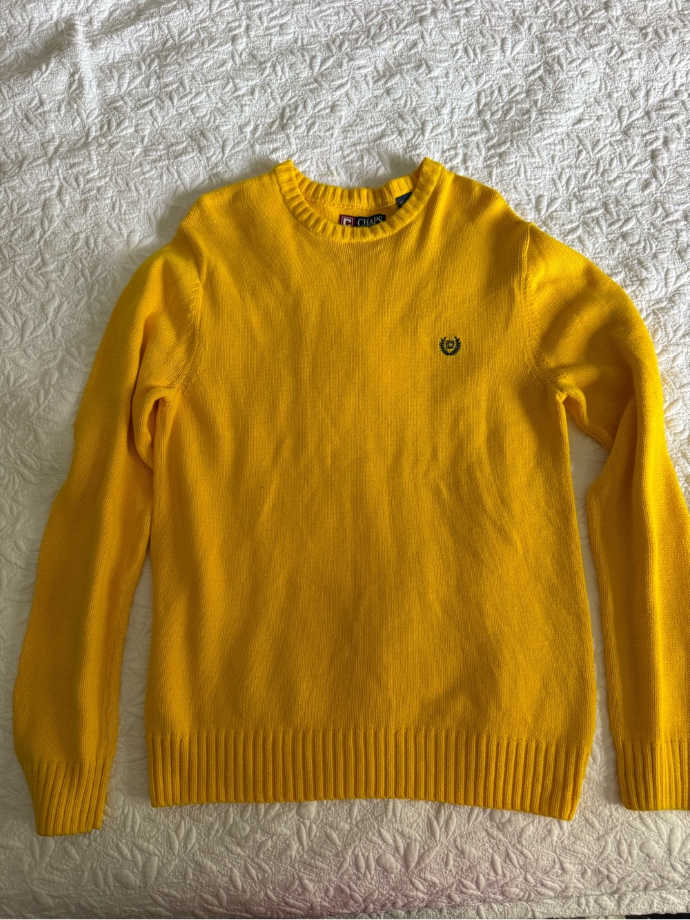 Chaps Men’s Yellow Crewneck Sweater with Embroidered Logo
